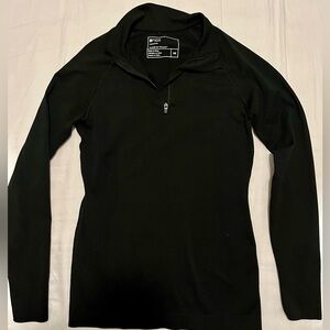 FIGS Women’s  Black Salta Seamless - ¼